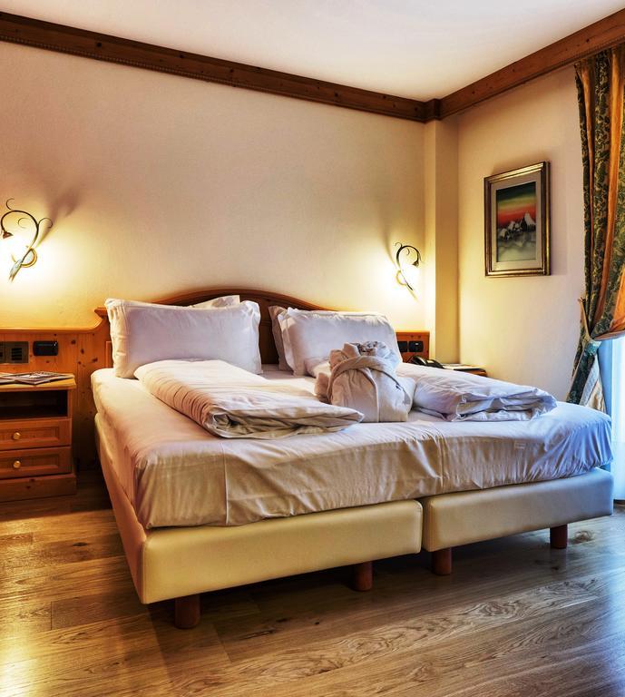 Double Room,397463340:JPEG